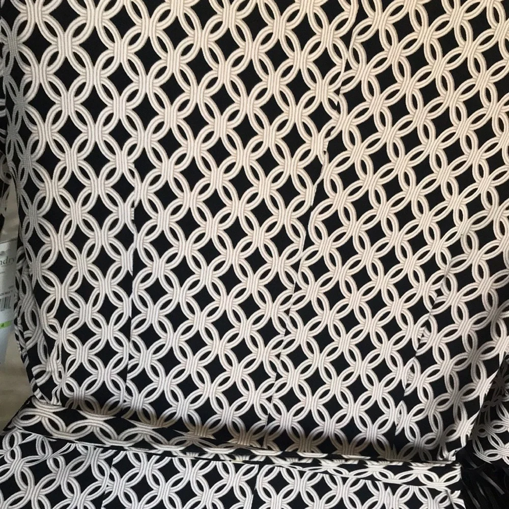 Laundry by Shelli Segal dress - Picture 9 of 10